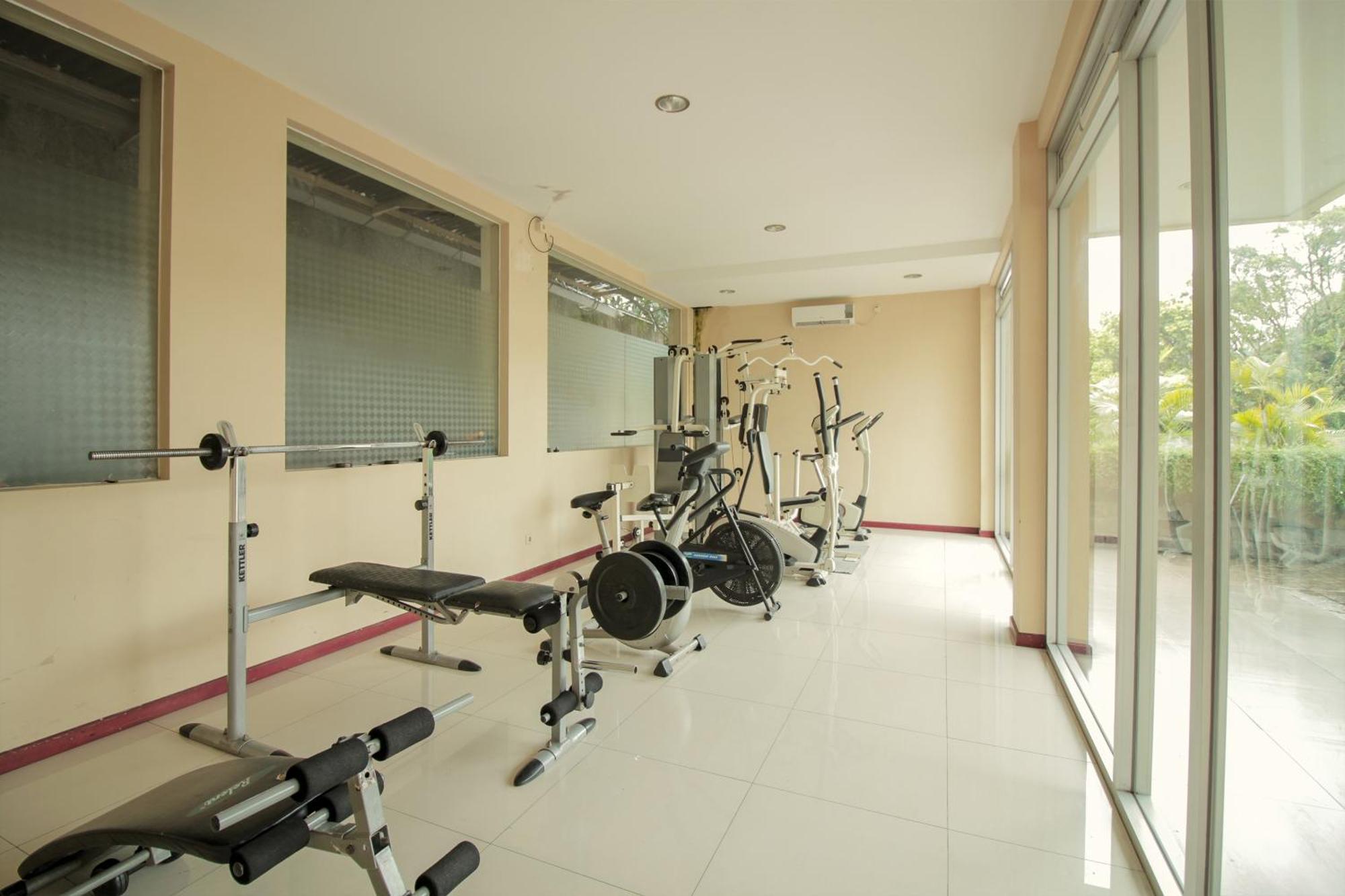 Collection O 295 Grha Ciumbuleuit Guest House Bandung Exterior foto