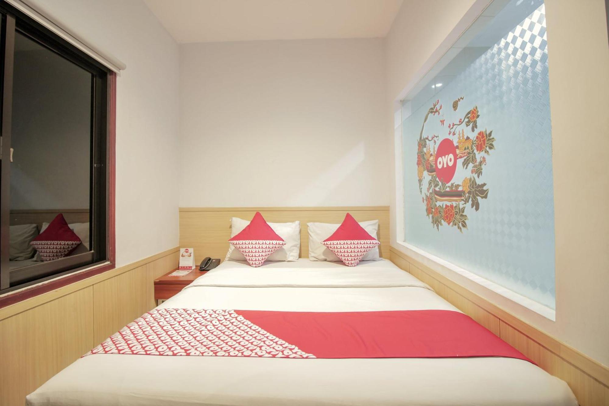 Collection O 295 Grha Ciumbuleuit Guest House Bandung Exterior foto